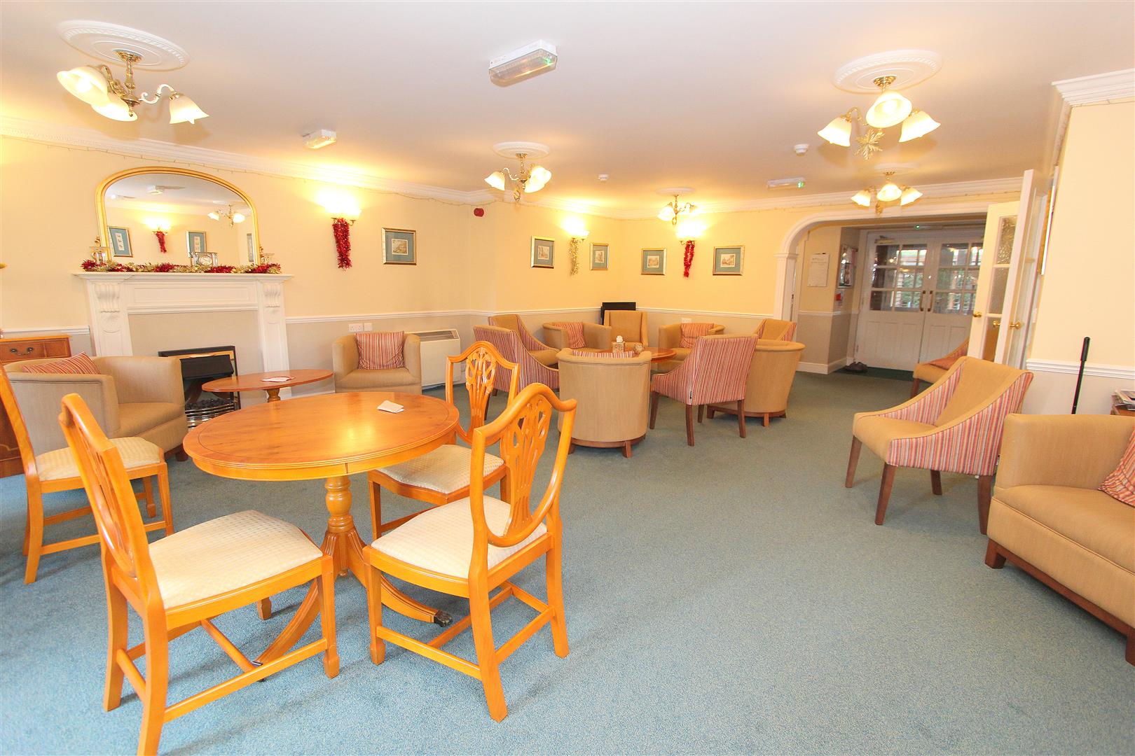 1 bed property in Kingston Road, Epsom